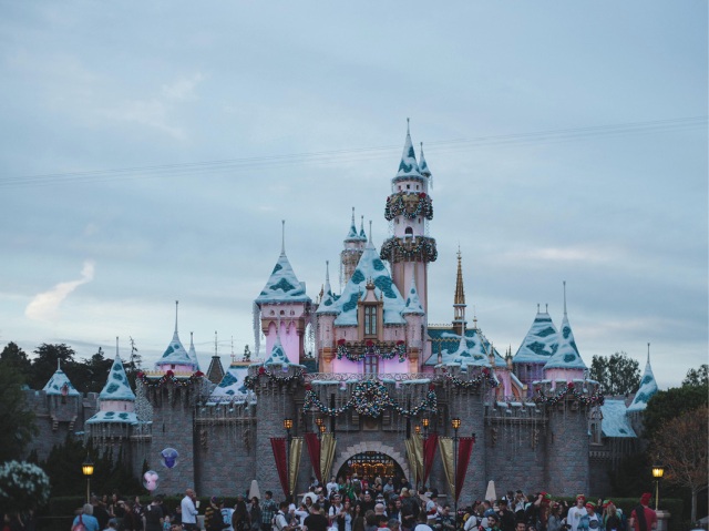 Disneyland_Christmas_blog11