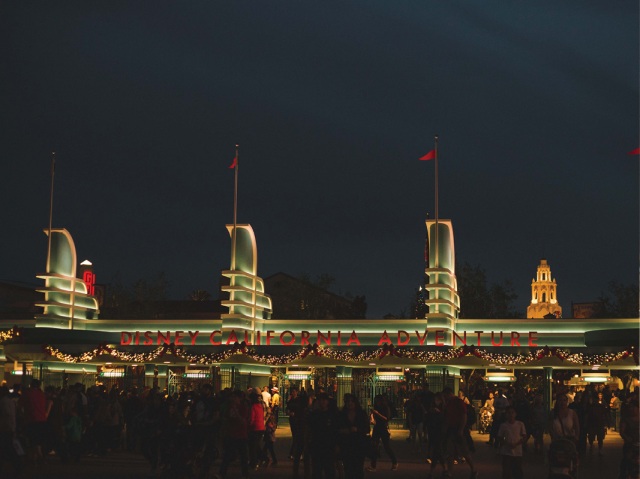 Disneyland_Christmas_blog16