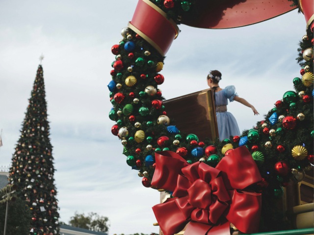 Disneyland_Christmas_blog2